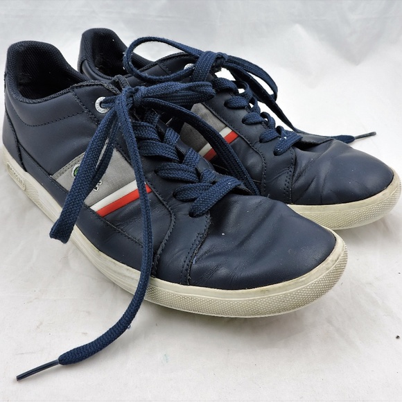 blue leather tennis shoes